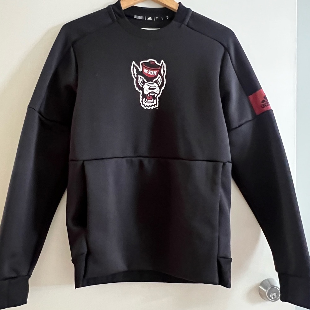 NCSU Men’s black pullover jacket
